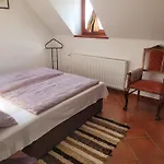 Totvar Lovarda Szallashely Kovagotottos