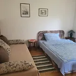 Totvar Lovarda Szallashely Апартаменты Kovagotottos