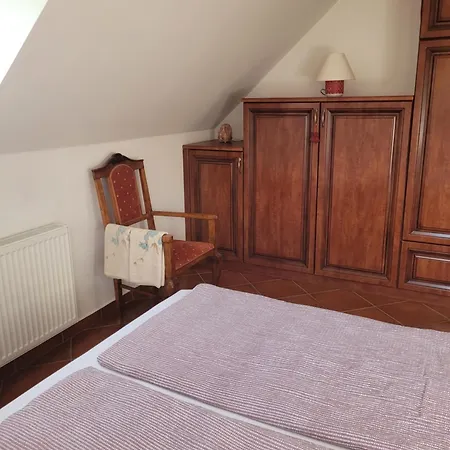 Apartman Tótvár Lovas Kővágótöttös