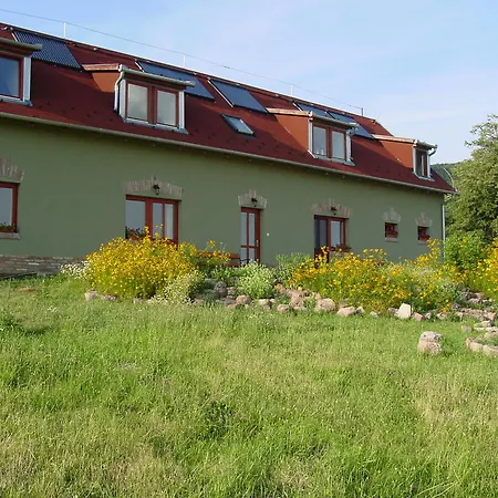 Tótvár Lovas
