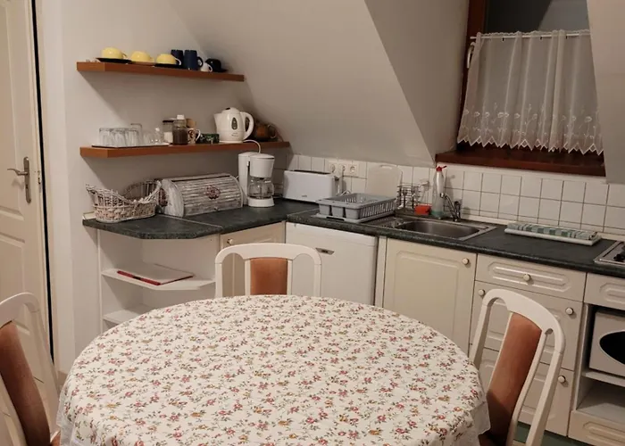 Totvar Lovarda Szallashely Kovagotottos